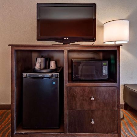 Hampton Inn By Hilton Clarksville Екстериор снимка