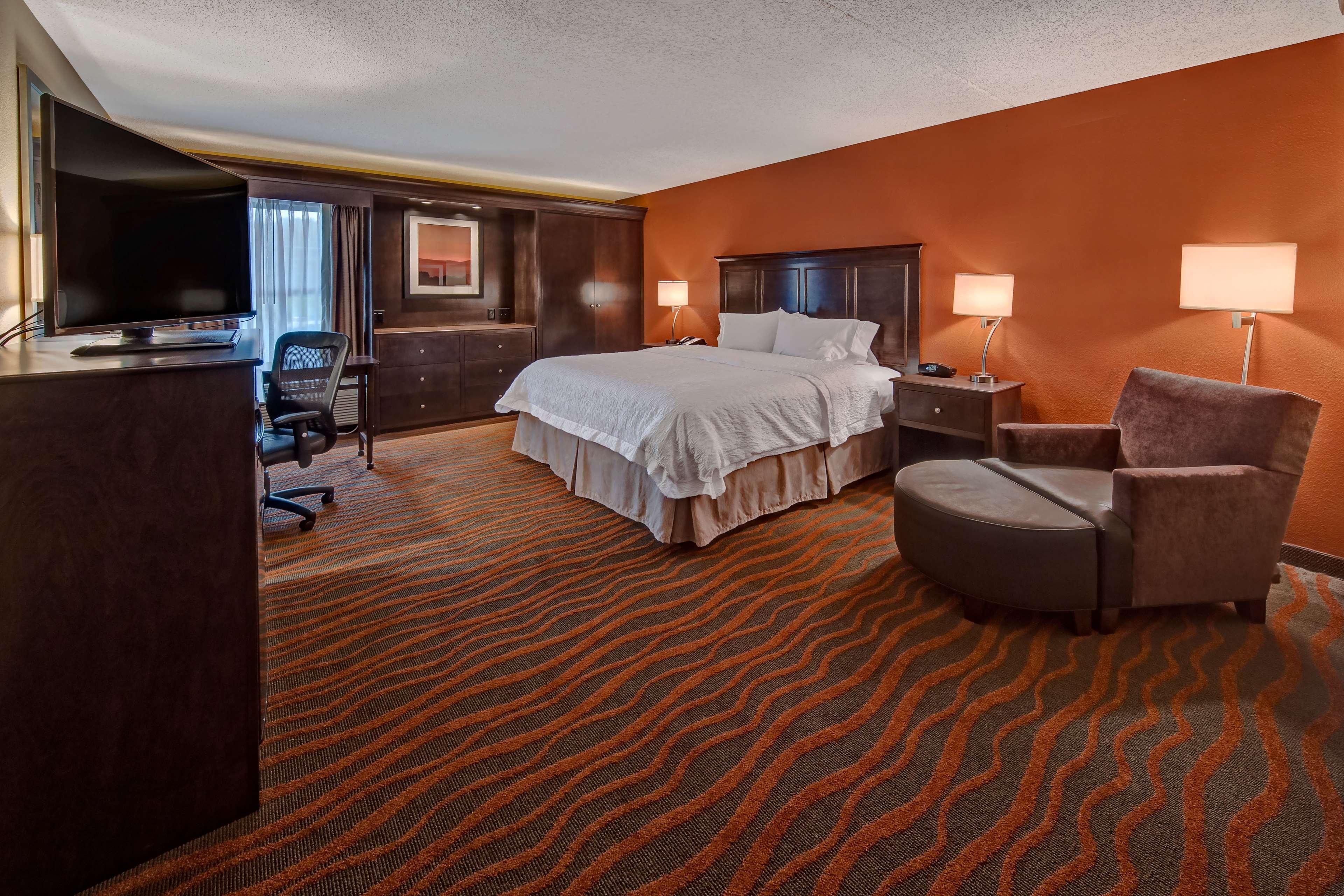 Hampton Inn By Hilton Clarksville Екстериор снимка