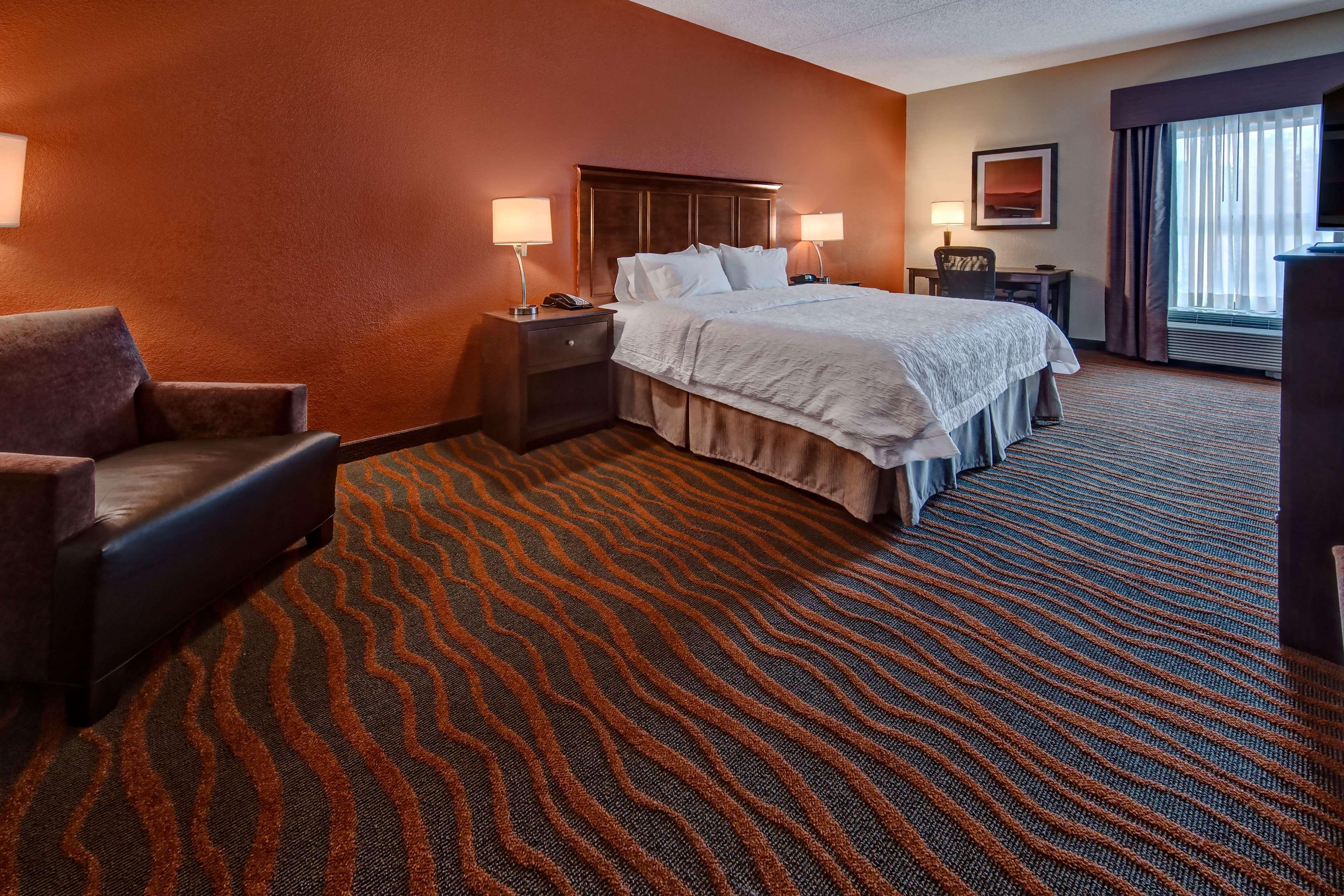 Hampton Inn By Hilton Clarksville Екстериор снимка