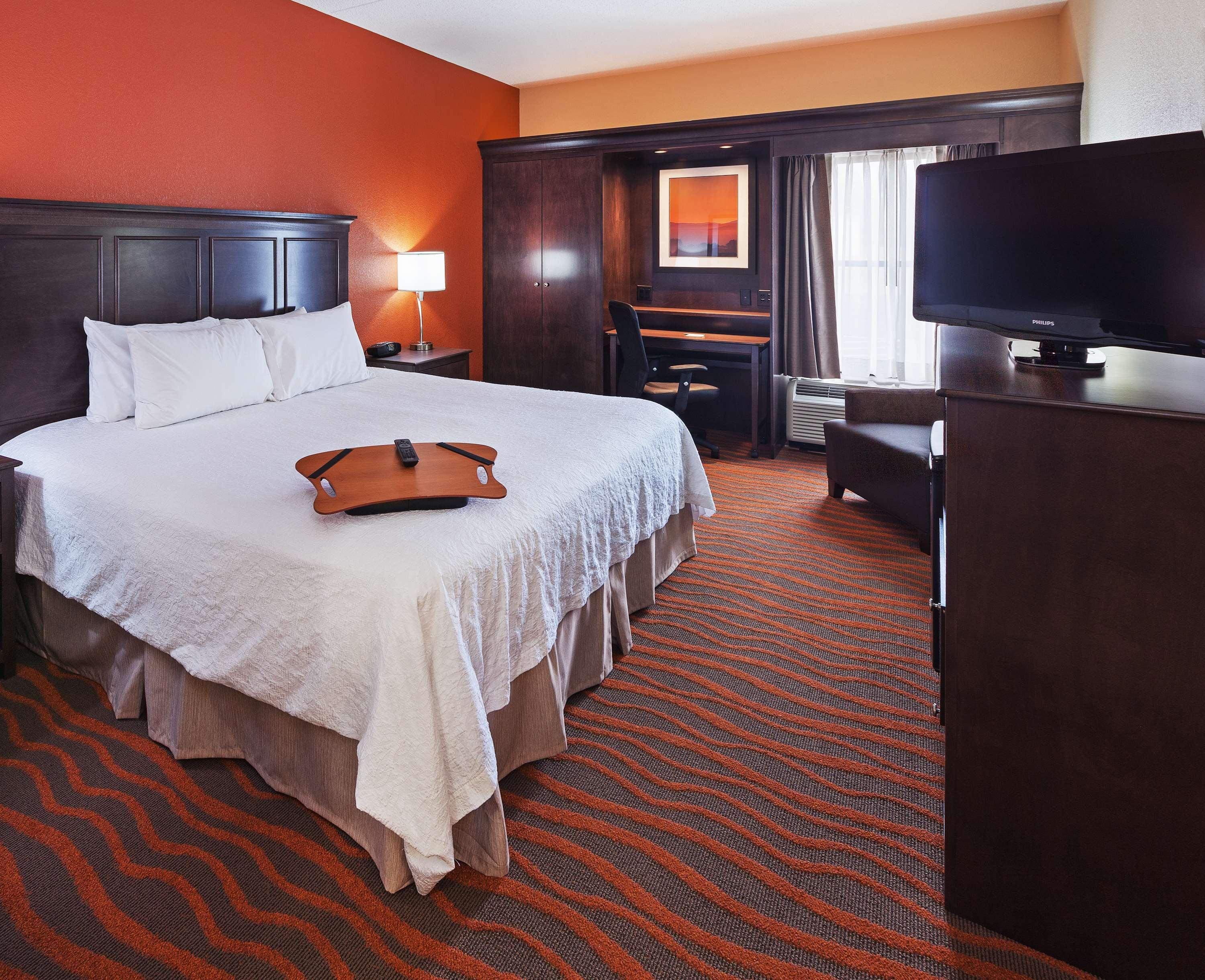 Hampton Inn By Hilton Clarksville Екстериор снимка