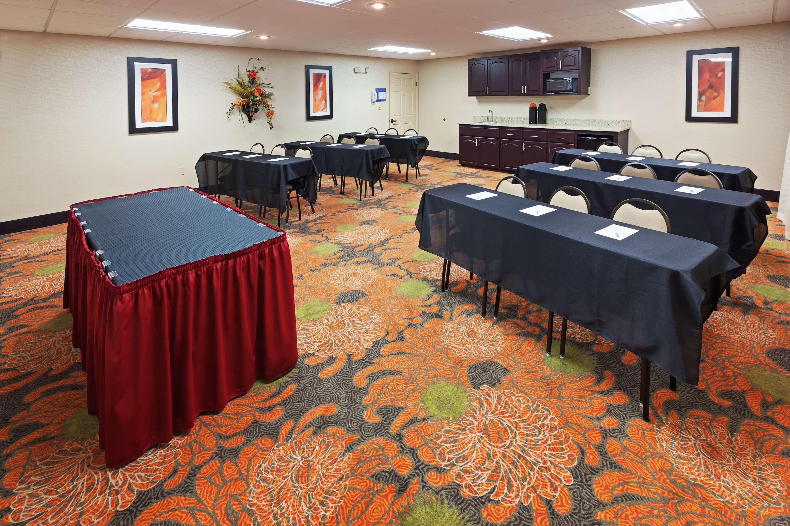 Hampton Inn By Hilton Clarksville Екстериор снимка