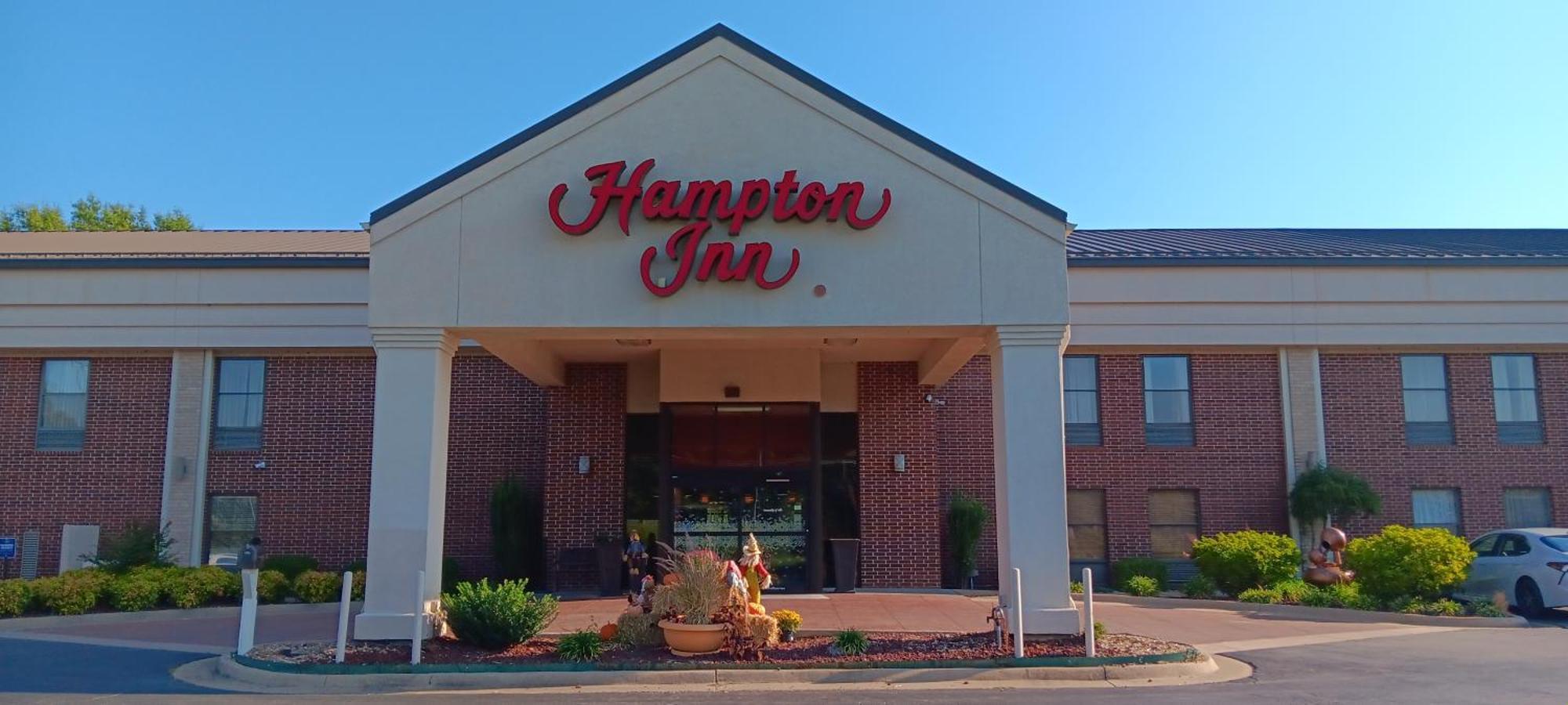 Hampton Inn By Hilton Clarksville Екстериор снимка